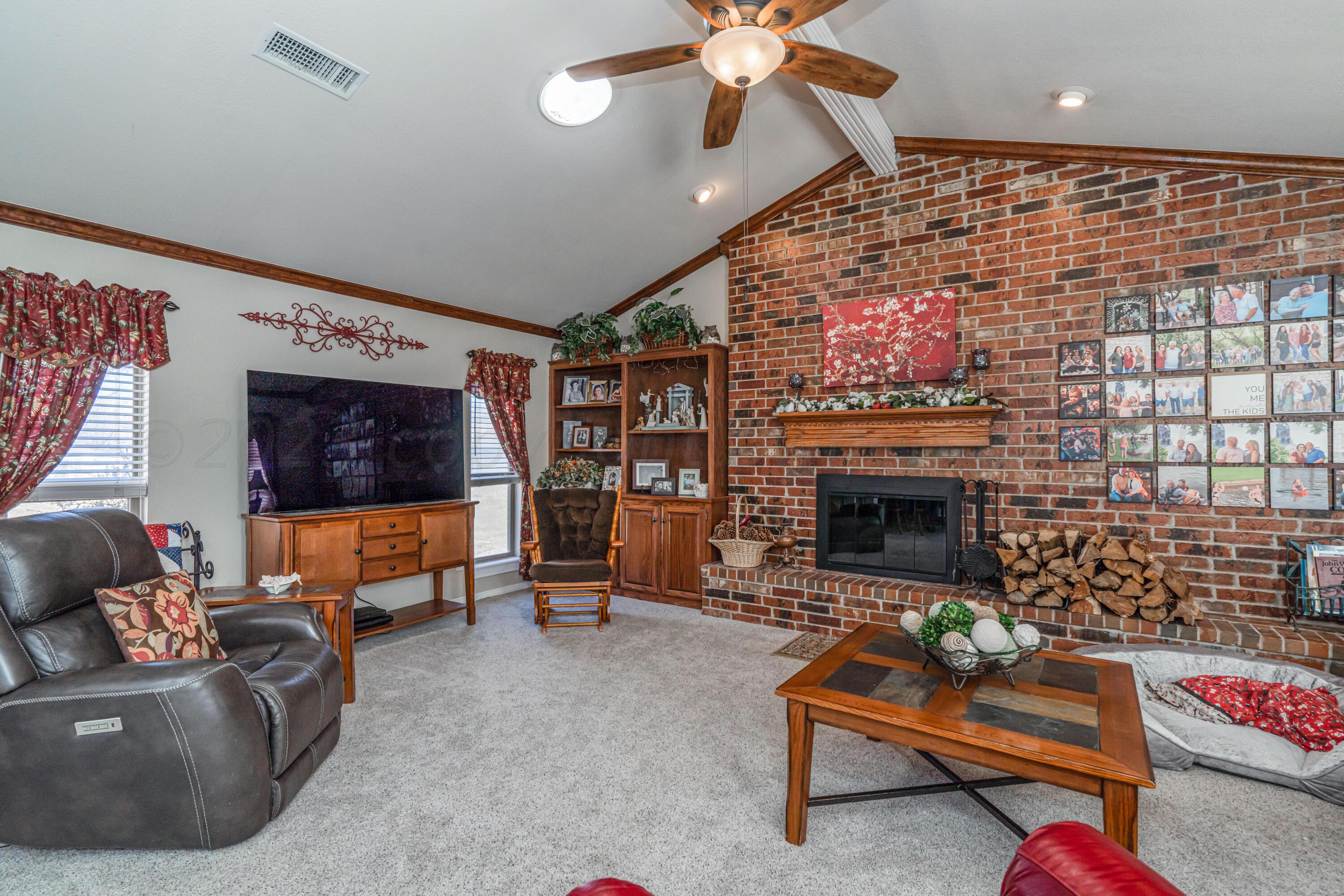 2309 Double Tree Place Amarillo, TX 79124 - Photo 12 of 45 2309 Doubletree-9 LR