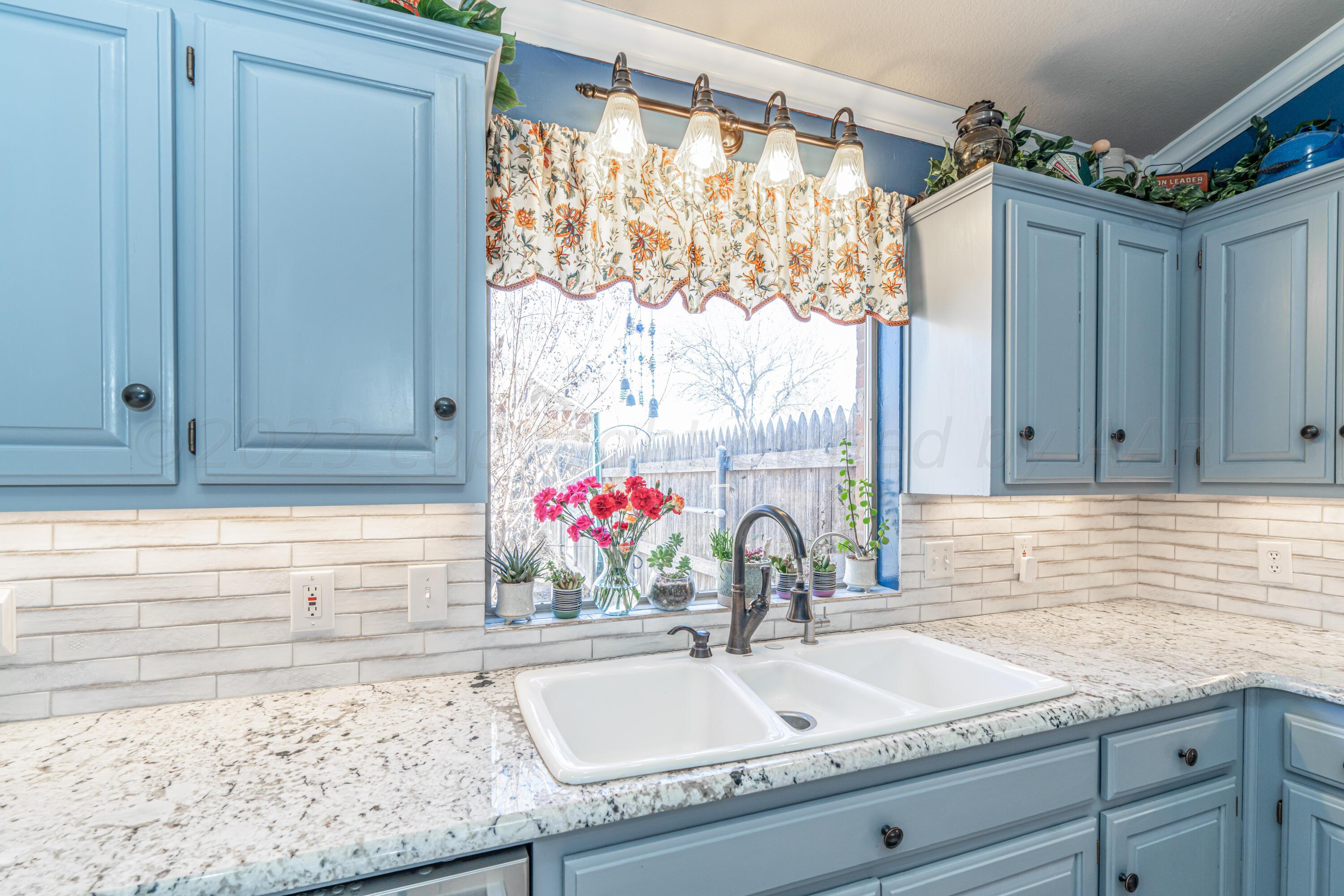 2309 Double Tree Place Amarillo, TX 79124 - Photo 3 of 45 2309 Doubletree-14 Kitchen Window