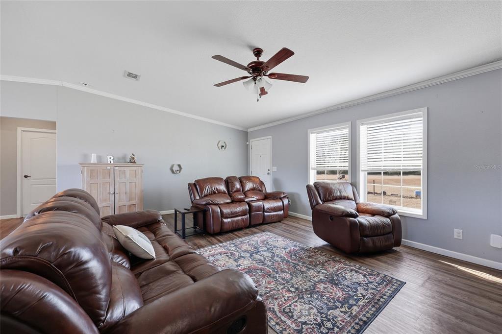 2400 Northwest 5th Street Bell, FL 32619 - Photo 6 of 26