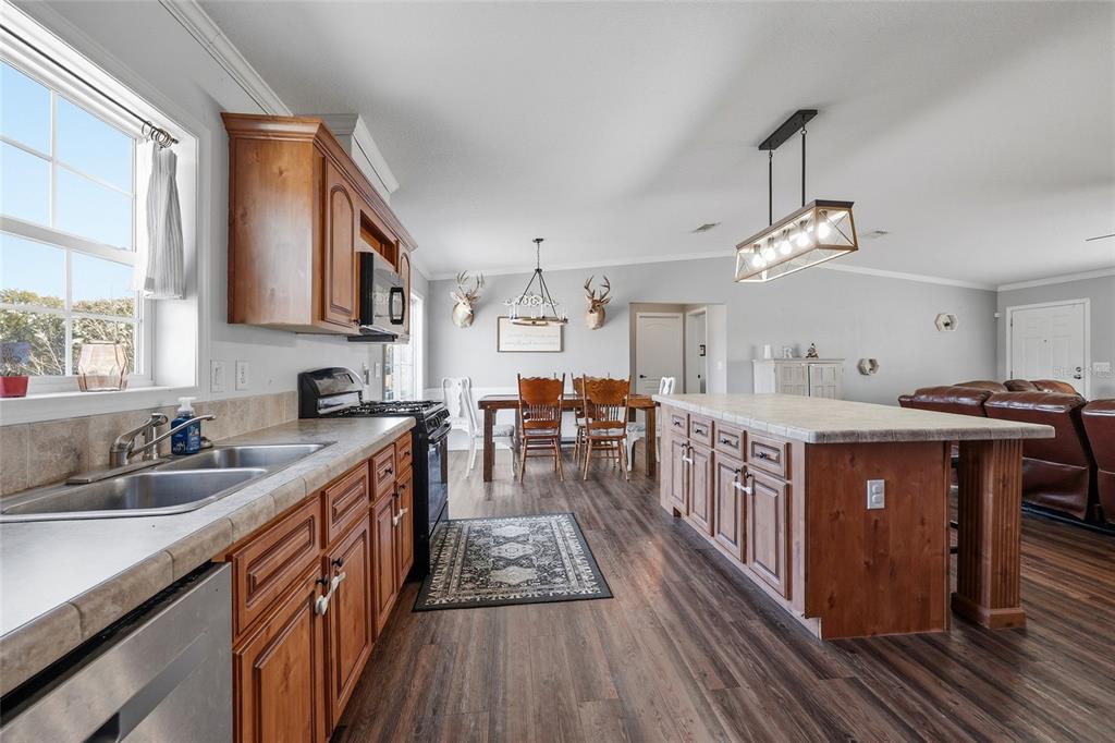 2400 Northwest 5th Street Bell, FL 32619 - Photo 8 of 26