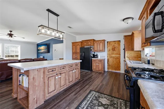 $345,000 | 2400 Northwest 5th Street, Bell, FL 32619