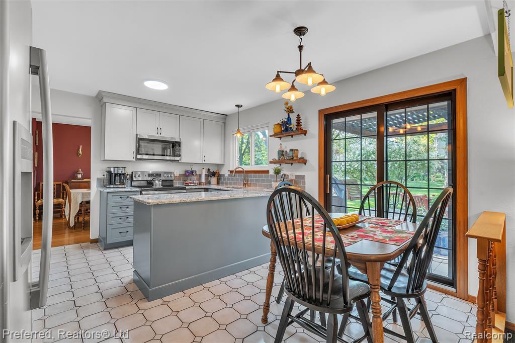 41815 Cherry Hill Road Novi, MI 48375 - Photo 21 of 57 Gallery Image 21