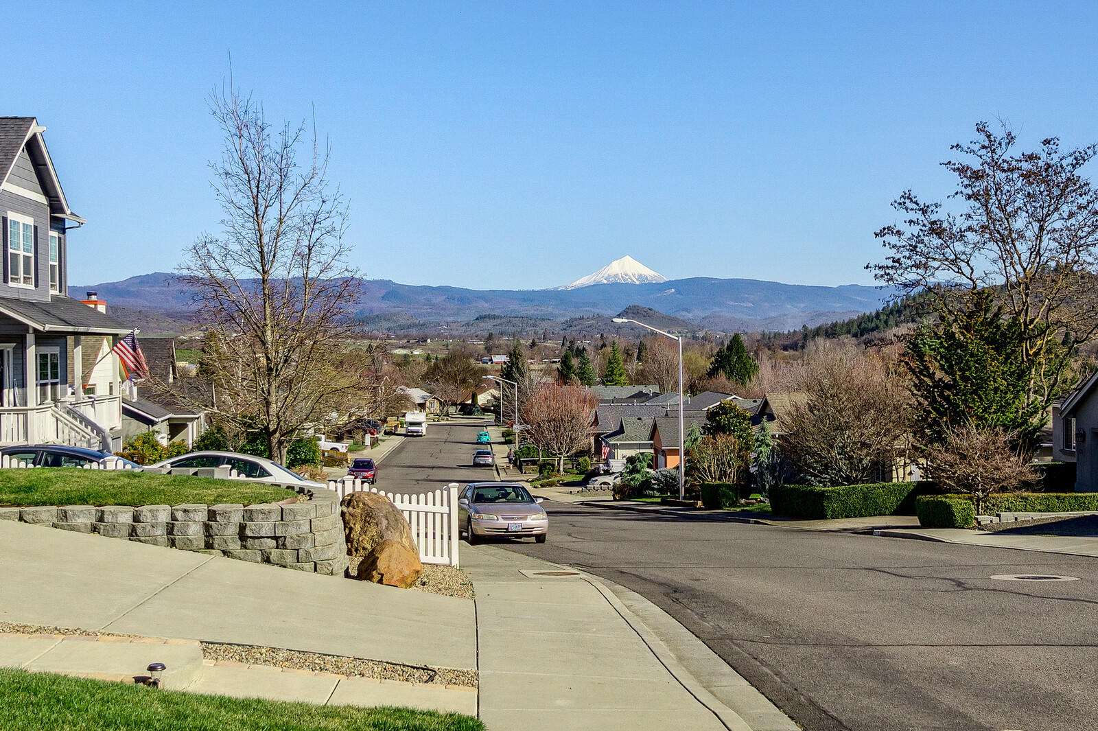 890 Ridgeview Drive Eagle Point, OR 97524 - Photo 35 of 35 a view of multiple houses with a street