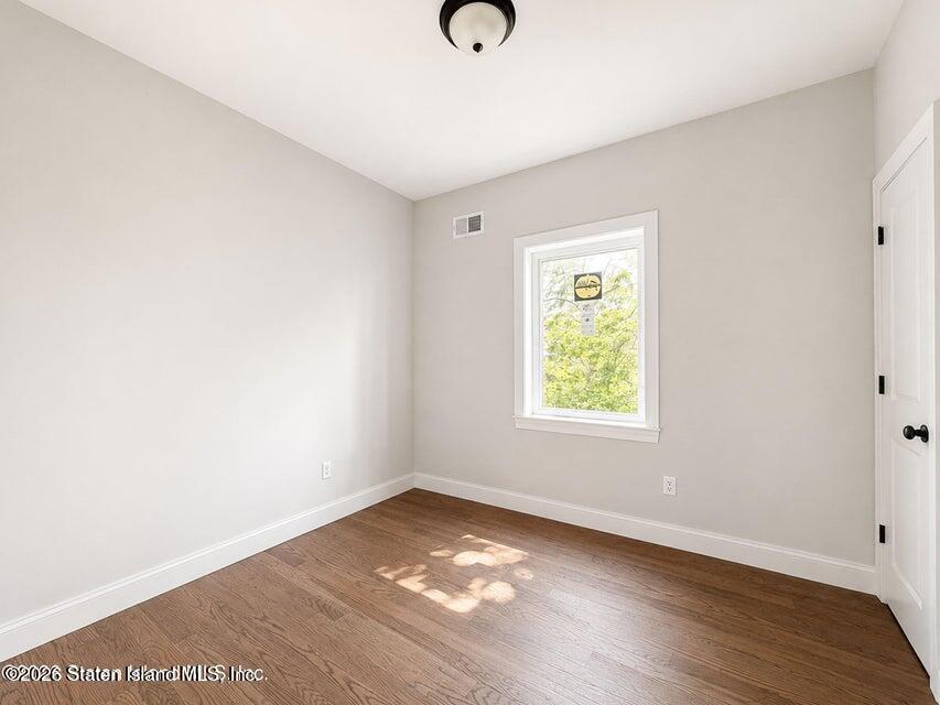 6907 Amboy Road Staten Island, NY 10309 - Photo 19 of 32 20260803152254715663000000-o