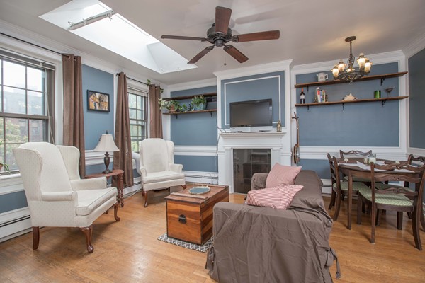 8 Lindall Place, Unit 5 Boston, MA 02114 - Photo 2 of 10