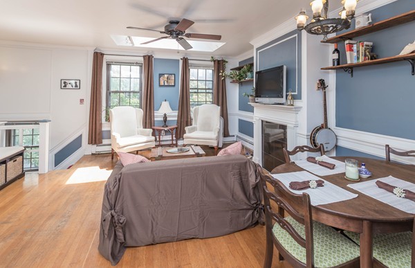8 Lindall Place, Unit 5 Boston, MA 02114 - Photo 4 of 10