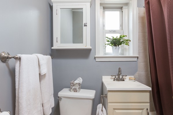 8 Lindall Place, Unit 5 Boston, MA 02114 - Photo 10 of 10