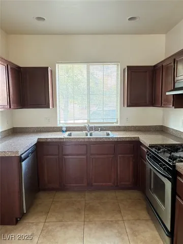 $1,750 | 4228 South Sugar Drive, Las Vegas, NV 89147