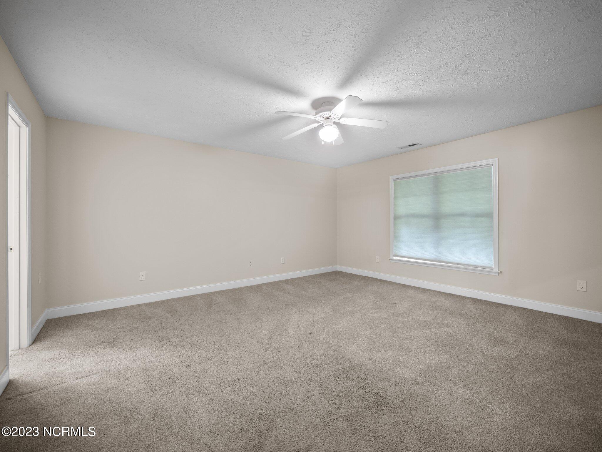 328 Neuchatel Road New Bern, NC 28562 - Photo 16 of 52 16-web-or-mls-P8108561