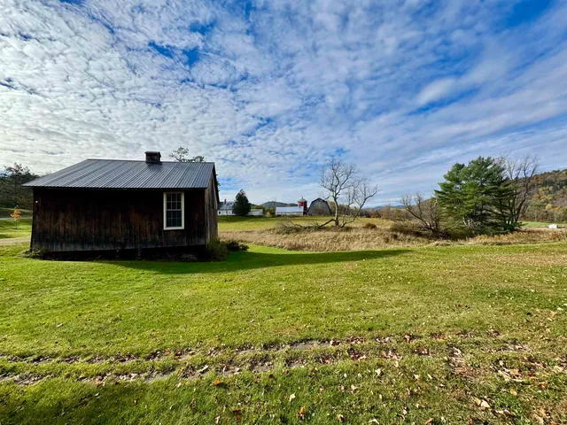 $324,900 | 162 Town Forest Road, Barnet, VT 05819