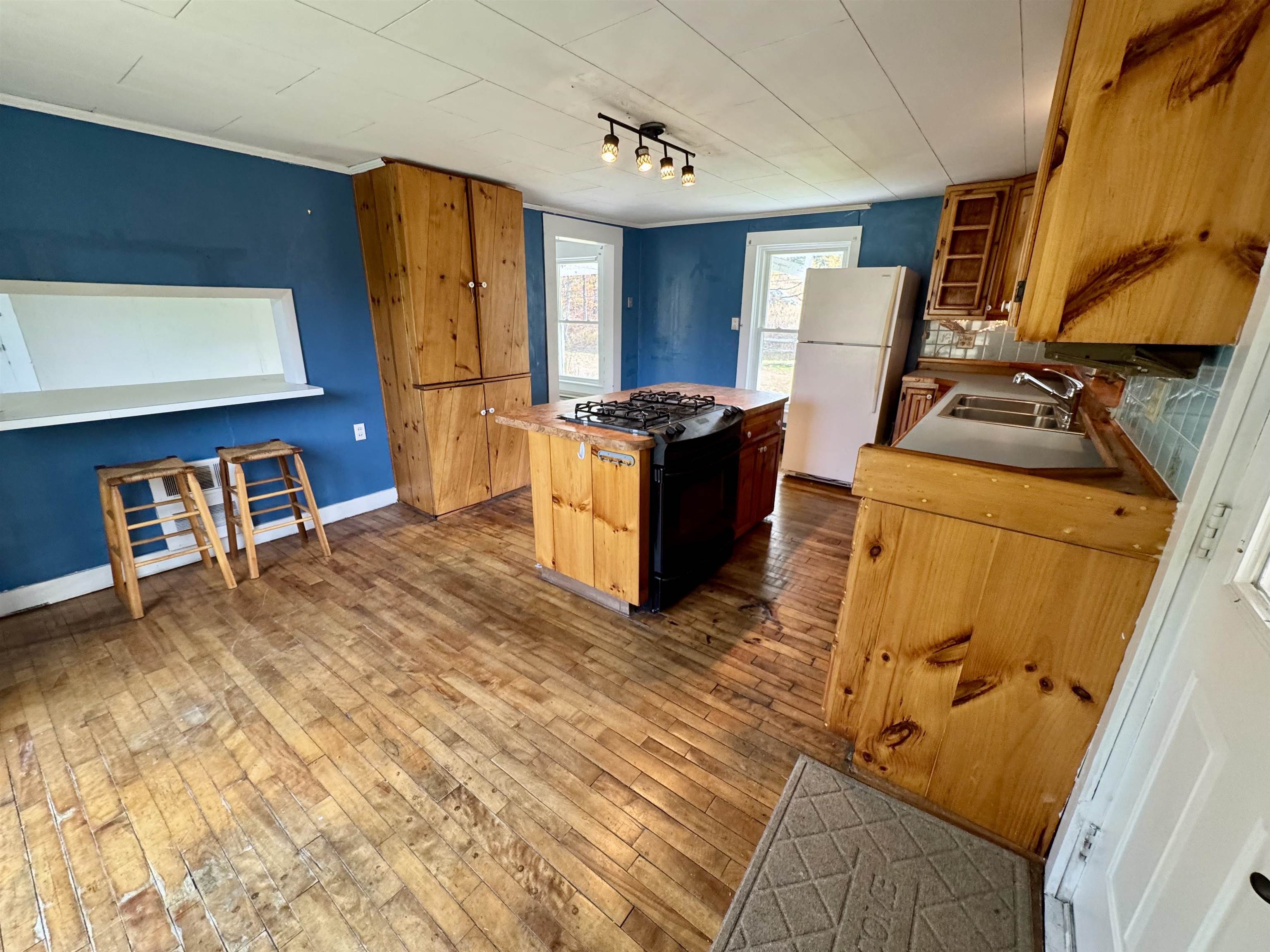 162 Town Forest Road Barnet, VT 05819 - Photo 2 of 20