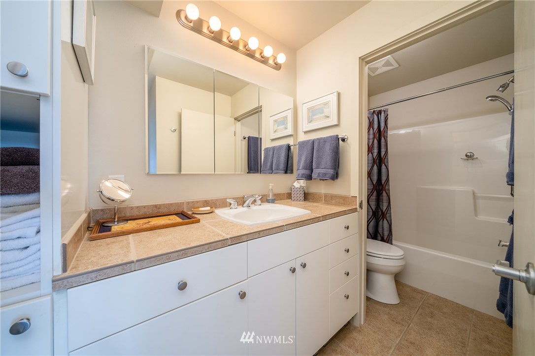 7385 Ridgeview Drive Chelan, WA 98816 - Photo 13 of 25 Gallery Image 13