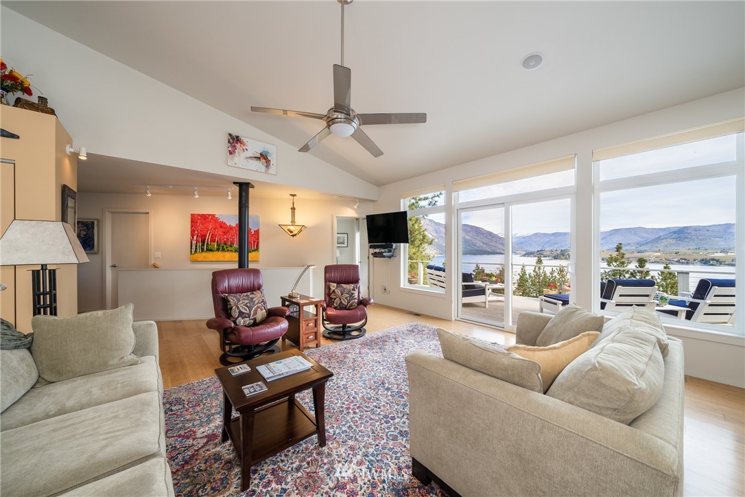 7385 Ridgeview Drive Chelan, WA 98816 - Photo 5 of 25 Gallery Image 5