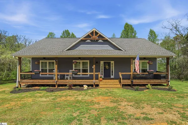 $410,000 | 127 Clark Lane, Easley, SC 29640