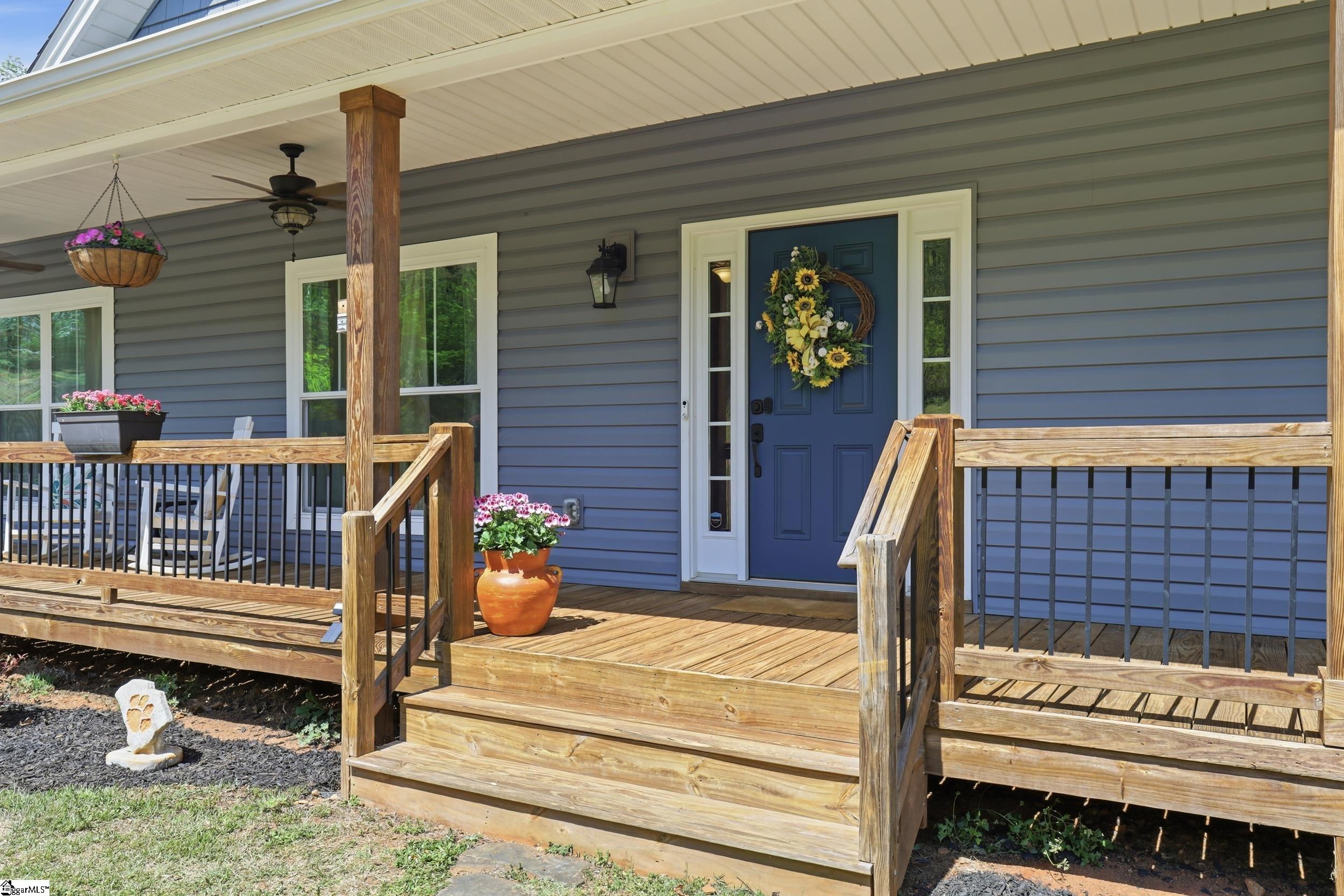 127 Clark Lane Easley, SC 29640 - Photo 2 of 29