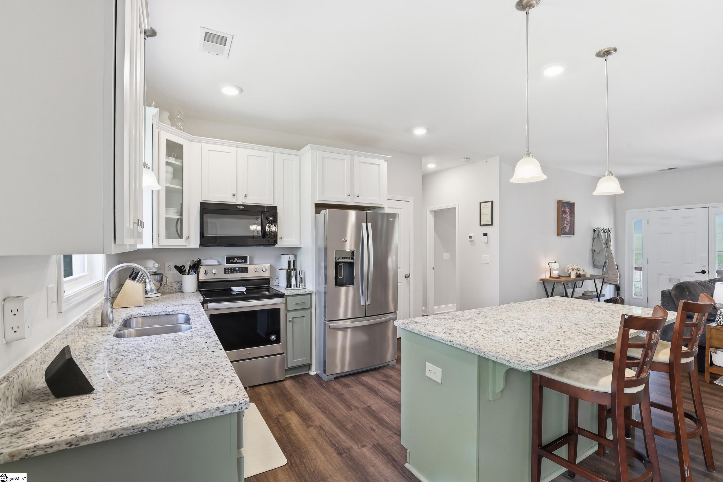 127 Clark Lane Easley, SC 29640 - Photo 8 of 29