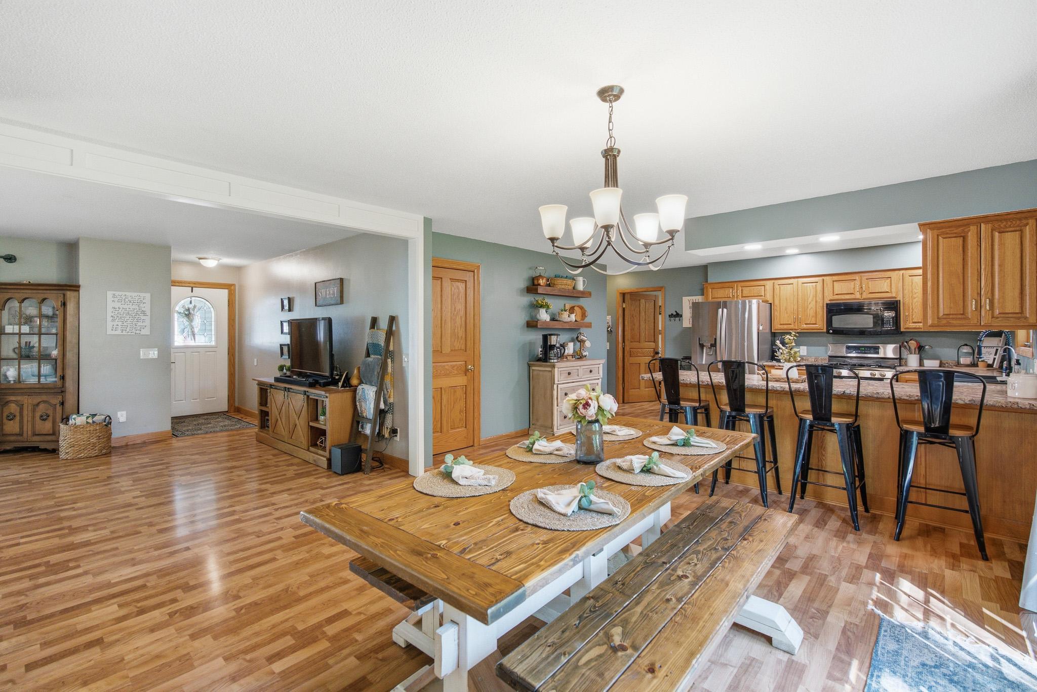 403 9th Avenue Southwest Wells, MN 56097 - Photo 17 of 50 Gallery Image 17