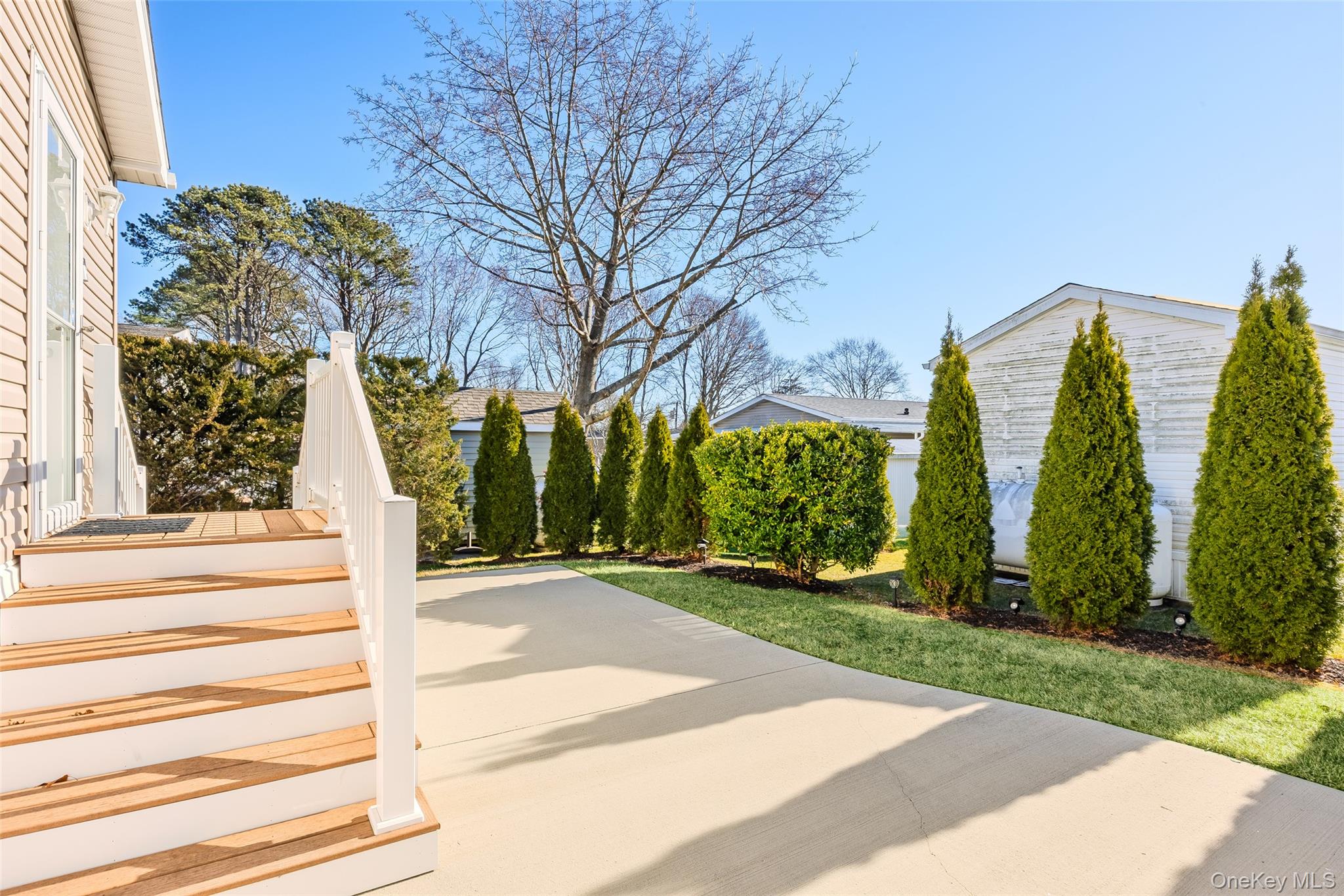 1661 Old Country Road, Unit 351B Riverhead, NY 11901 - Photo 22 of 32 a view of a building in front of it