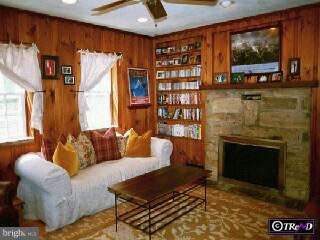 1023 Wagon Road Blue Bell, PA 19422 - Photo 2 of 3 Gallery Image 2