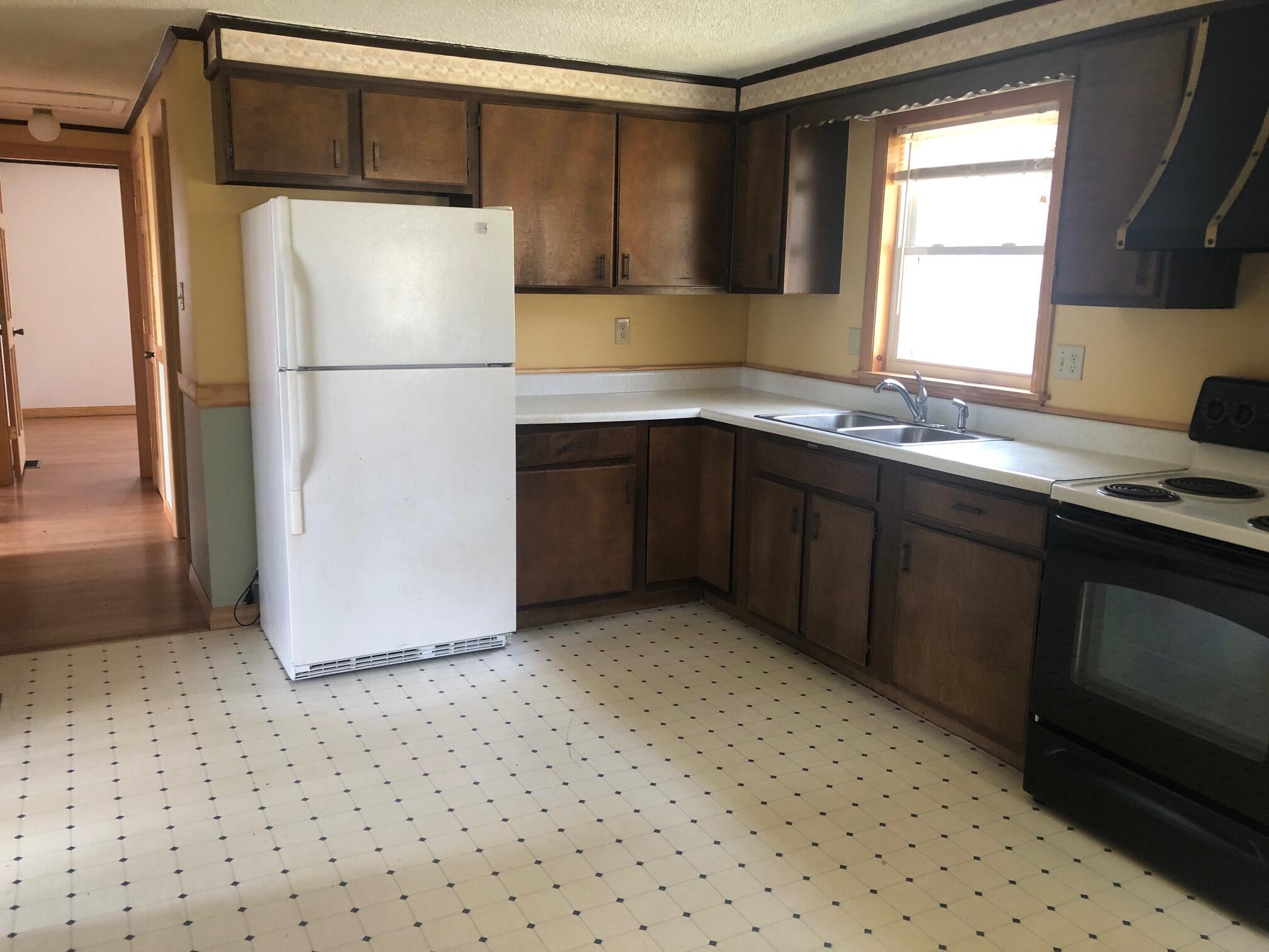 131 Hutchinson Road Linneus, ME 04730 - Photo 2 of 13 IMG_2221