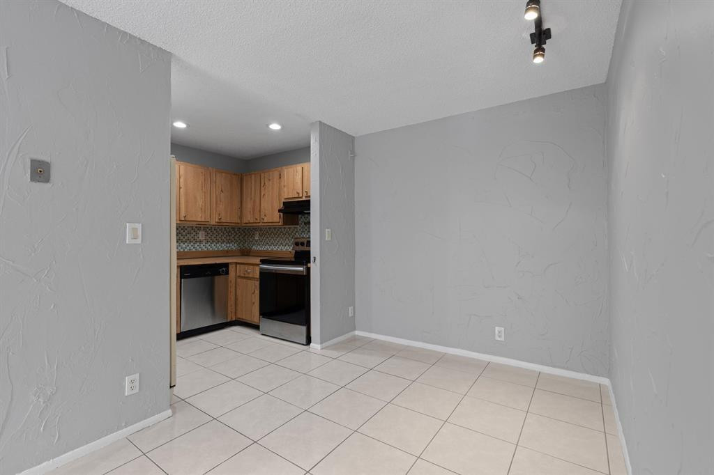 2601 Riverside Drive, Unit 7 Coral Springs, FL 33065 - Photo 8 of 15 Photo 8