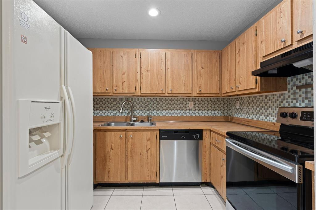 2601 Riverside Drive, Unit 7 Coral Springs, FL 33065 - Photo 9 of 15 Photo 9
