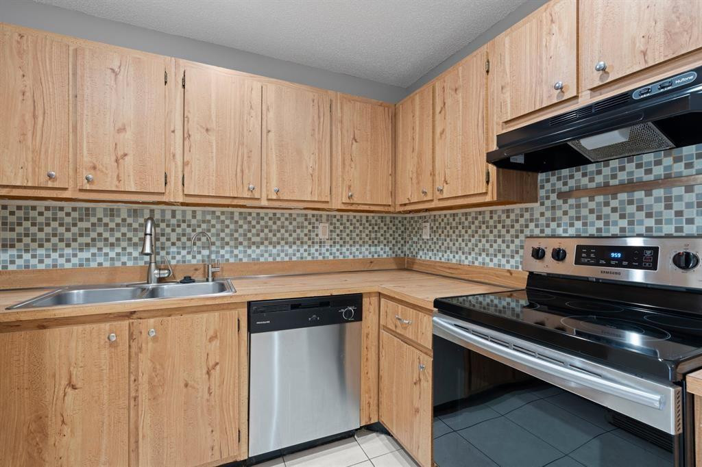 2601 Riverside Drive, Unit 7 Coral Springs, FL 33065 - Photo 10 of 15 Photo 10