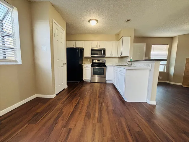 $1,095 | 503 Hardin Court, Unit D, Austin, TX 78753