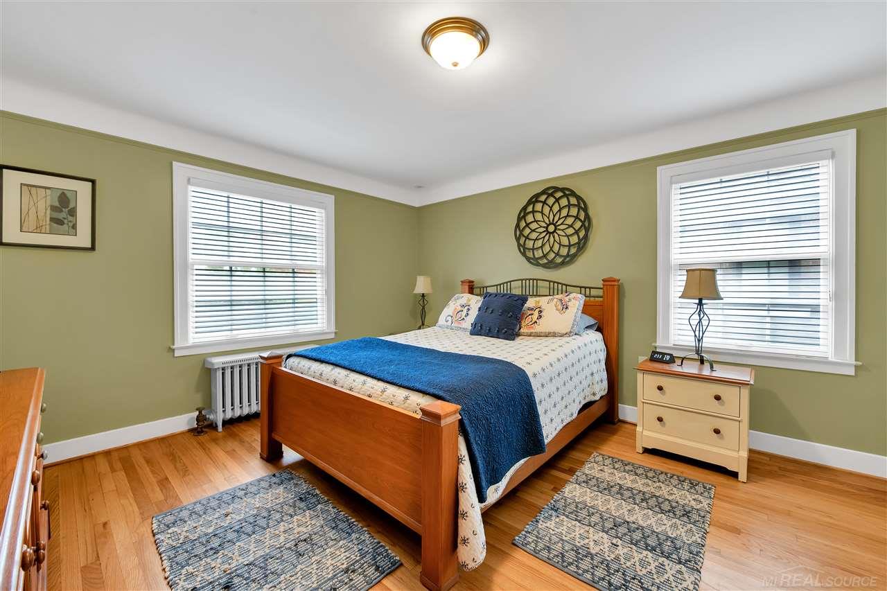 1237 Harvard Road Grosse Pointe, MI 48230 - Photo 17 of 39 50059773-16.JPG