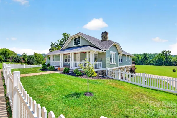 $750,000 | 768 Lake Tahoma Road, Marion, NC 28752