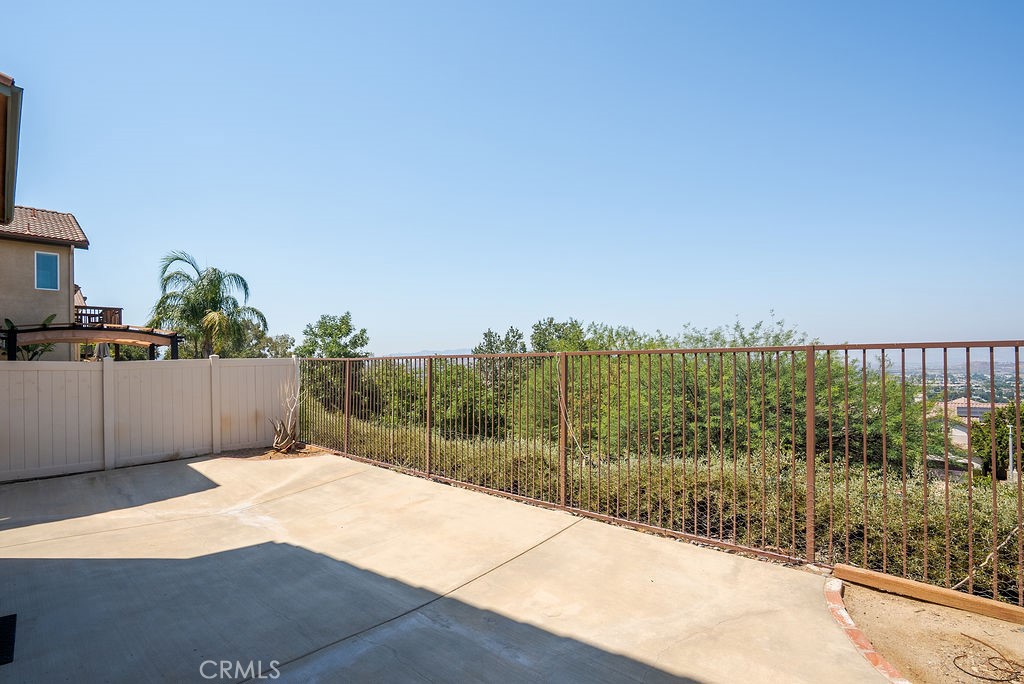 27635 Sienna Rdg Row Canyon Country, CA 91351 - Photo 28 of 30