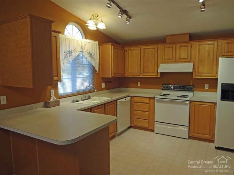19046 Shoshone Road Bend, OR 97702 - Photo 5 of 18 Additional Photo