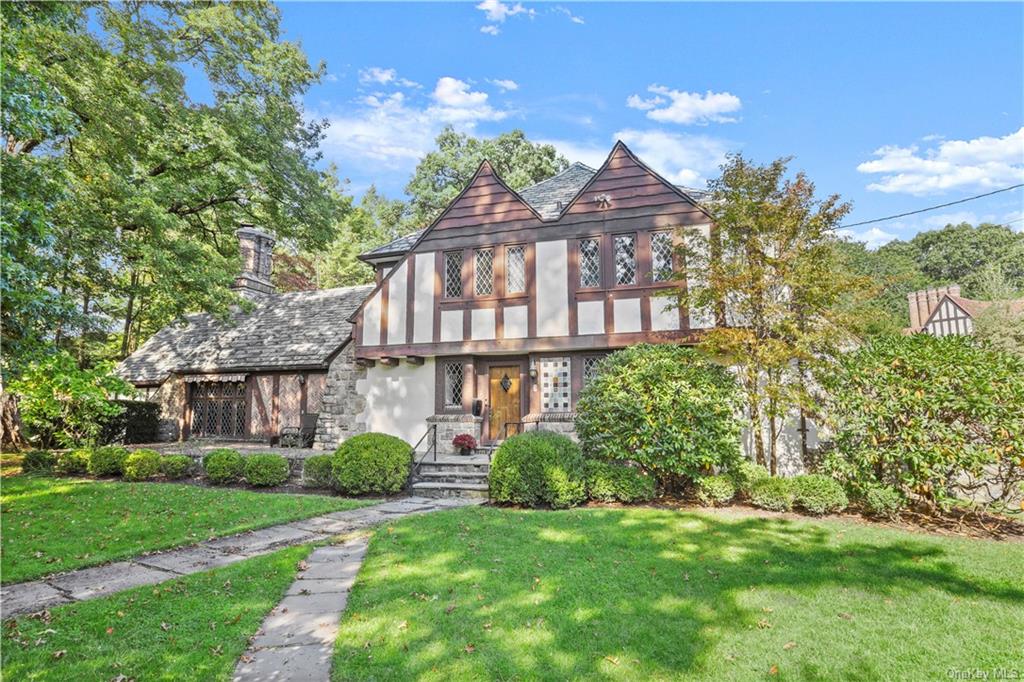 3 Locust Lane, Bronxville, NY 10708 Compass