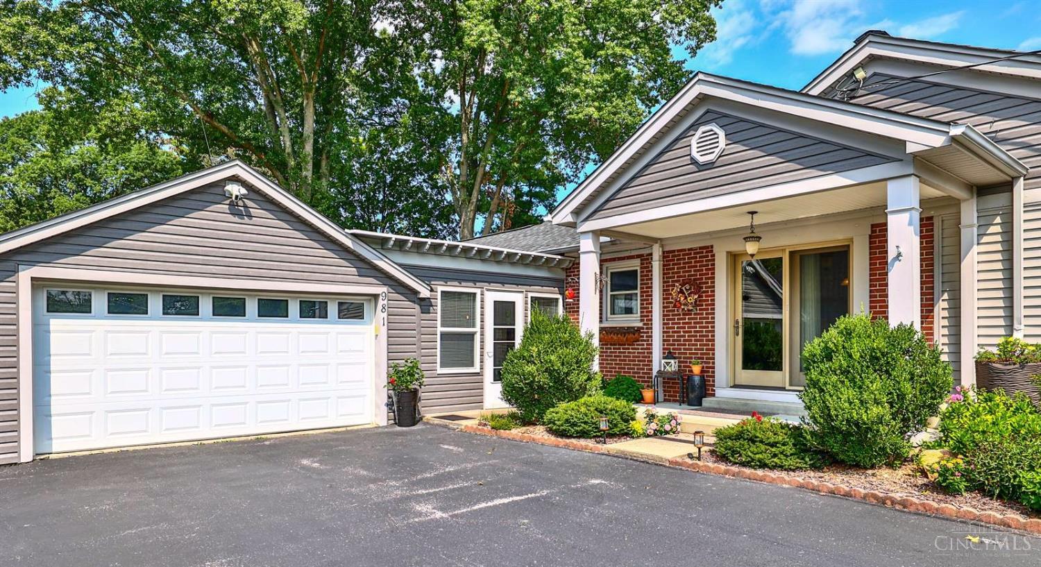981 Asbury Road Cincinnati, OH 45255 - Photo 3 of 44 Gallery Image 3