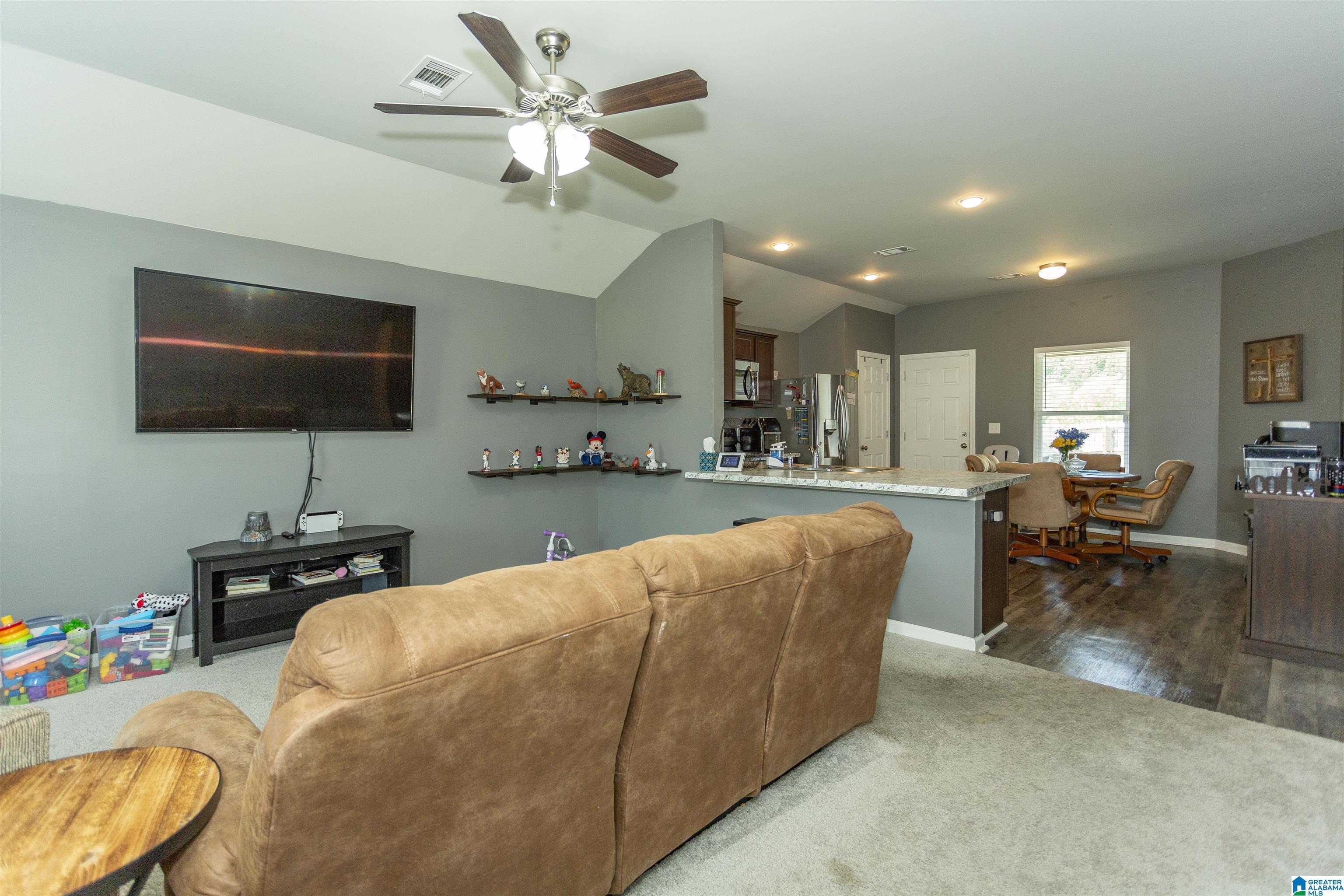 336 Hidden Court Montevallo, AL 35115 - Photo 2 of 40