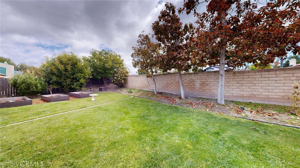 794 Banyonwood Drive Oceanside, CA 92057 - Photo 6 of 62 a view of a backyard