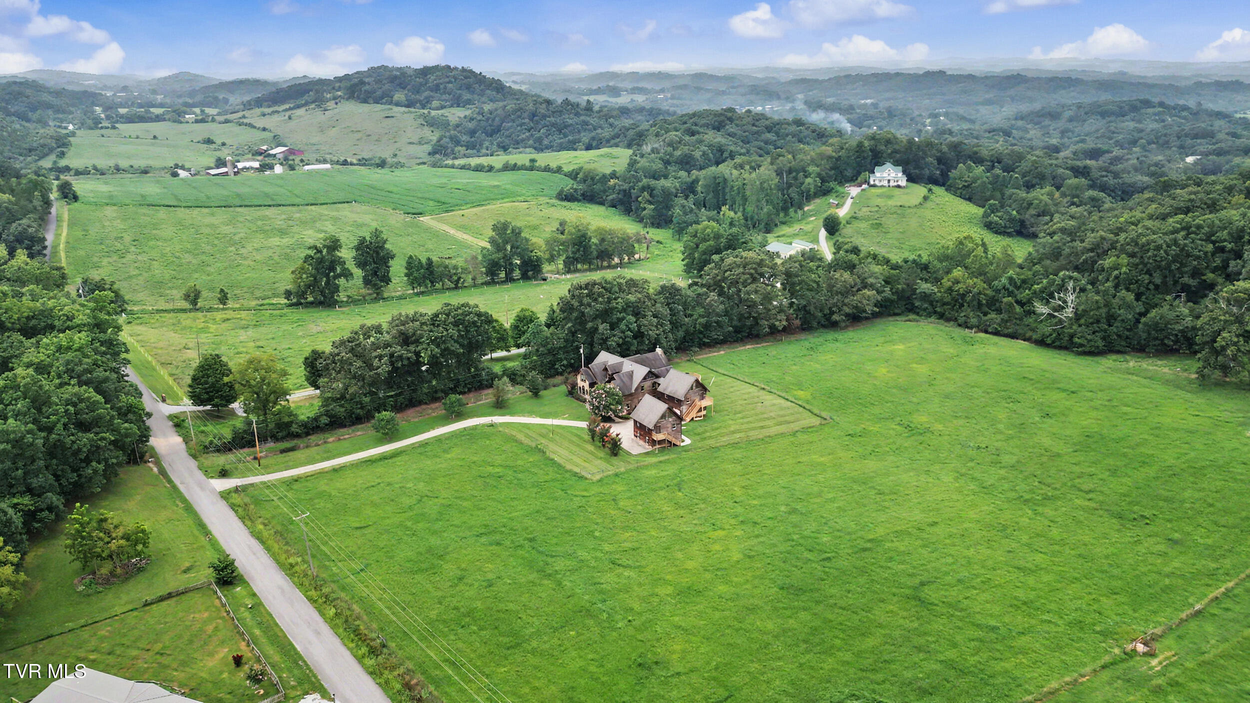 3101 Whitehouse Road Greeneville, TN 37745 - Photo 68 of 73 70_dji_0251_edited