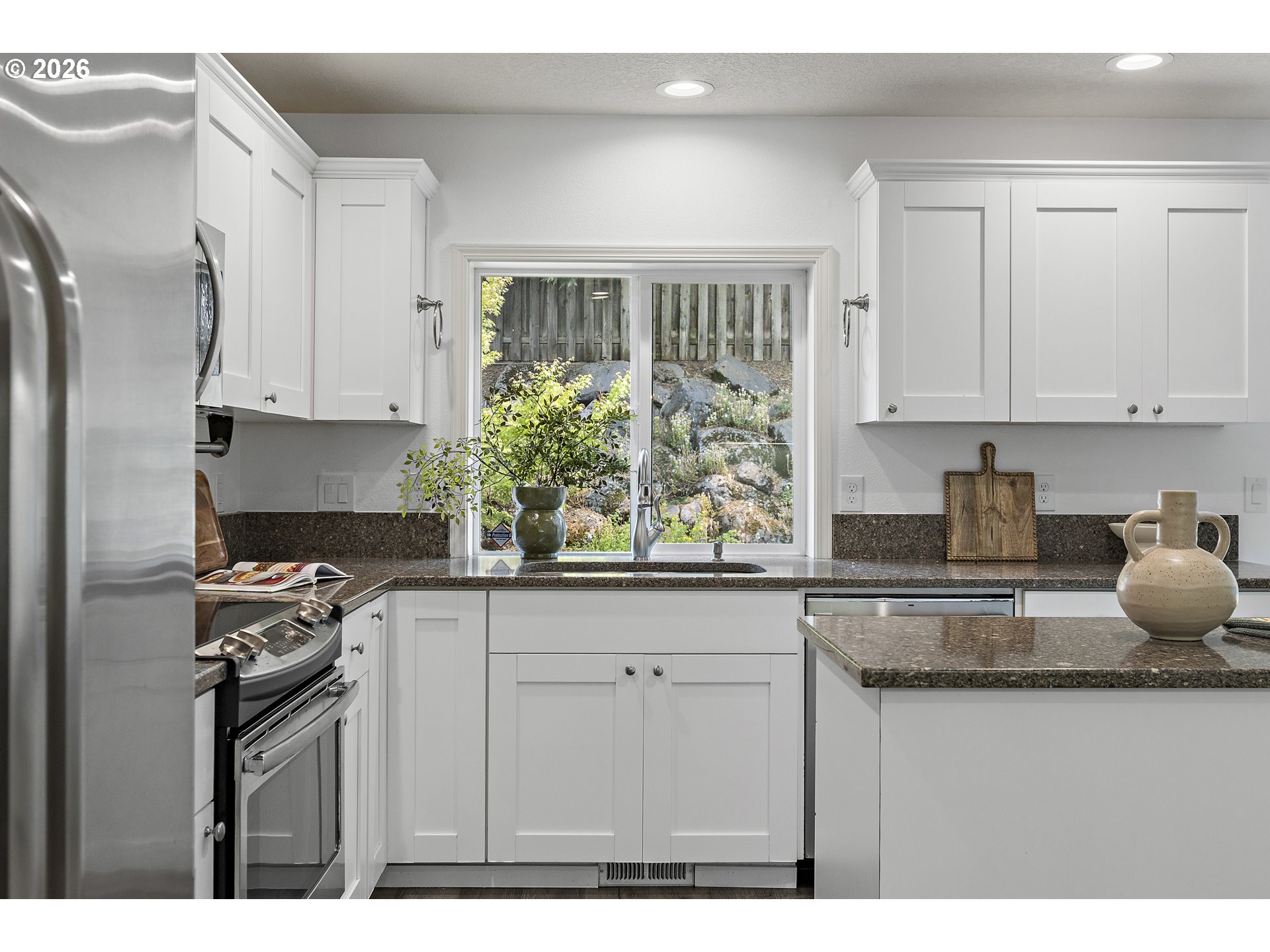 14955 Southeast Stanhope Road Clackamas, OR 97015 - Photo 10 of 48 Gallery Image 10