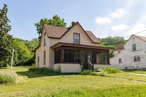 $150,000 | 1831 Bush Street, Red Wing, MN 55066