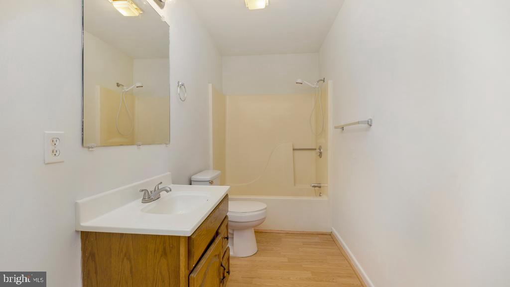17506 Vip Jon Road Ruther Glen, VA 22580 - Photo 10 of 23 Gallery Image 10