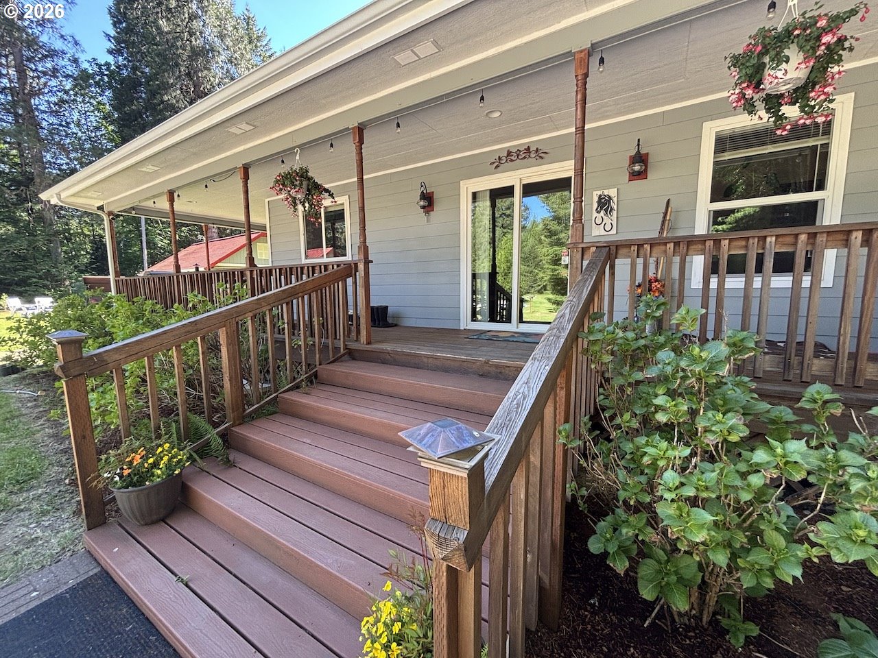 91793 Horse Creek Road Blue River, OR 97413 - Photo 5 of 41