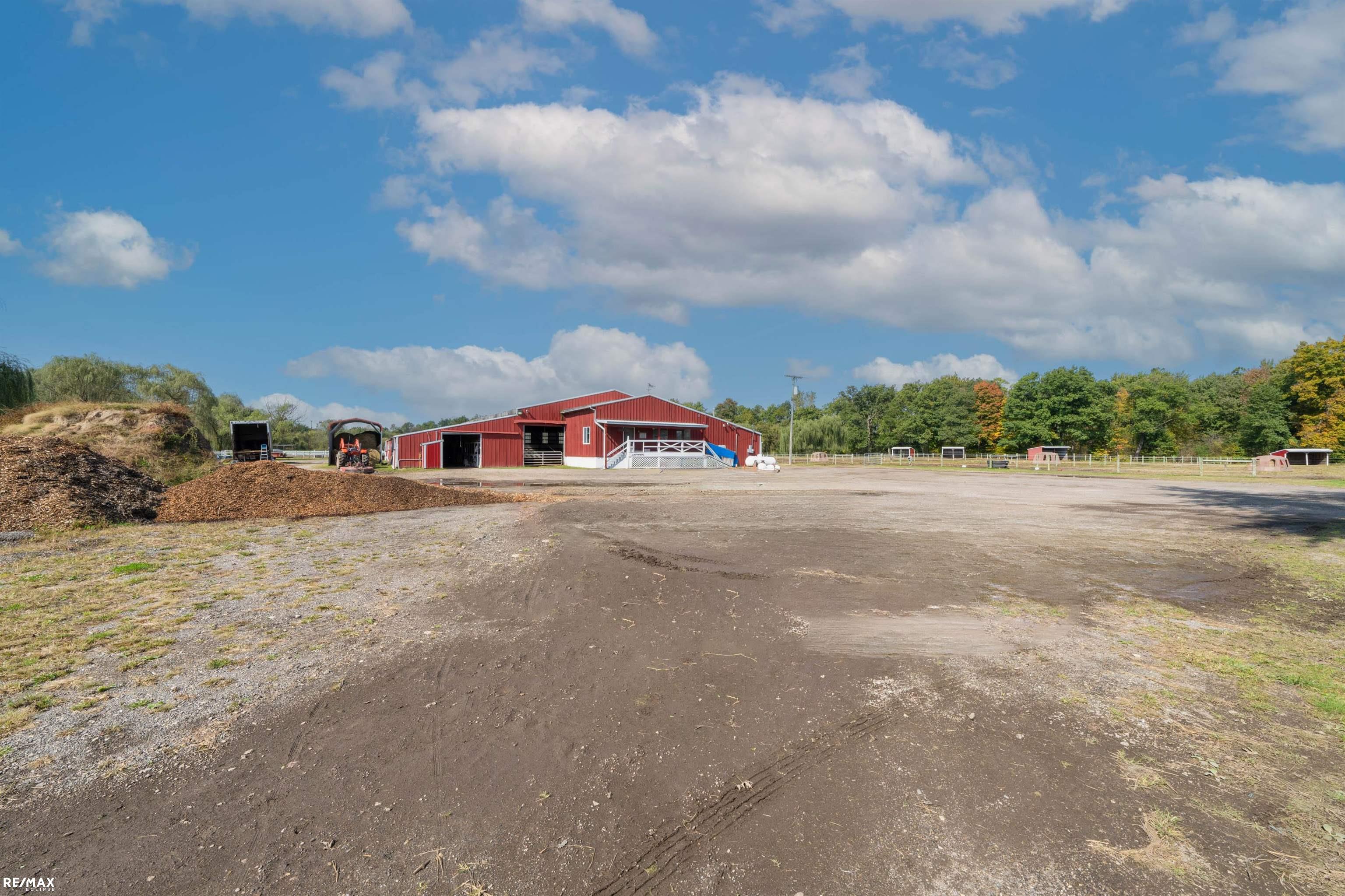 56295 Card Road Macomb, MI 48042 - Photo 8 of 69