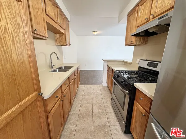 $2,500 | 11727 Mayfield Avenue, Unit 2, Los Angeles, CA 90049