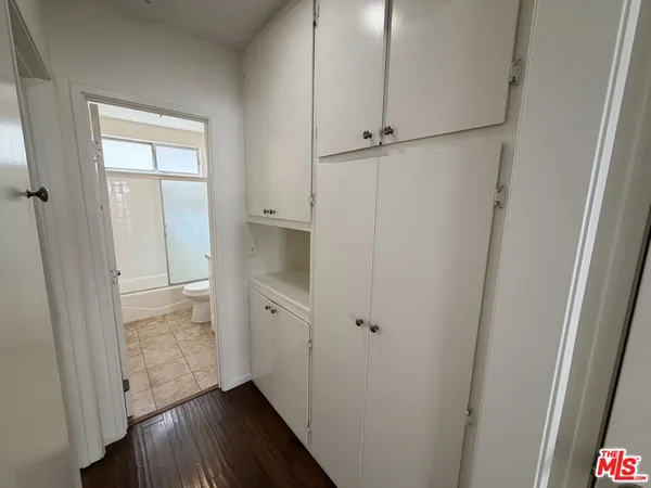 $2,500 | 11727 Mayfield Avenue, Unit 2, Los Angeles, CA 90049