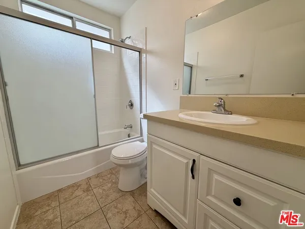$2,500 | 11727 Mayfield Avenue, Unit 2, Los Angeles, CA 90049