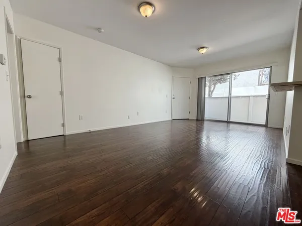$2,500 | 11727 Mayfield Avenue, Unit 2, Los Angeles, CA 90049