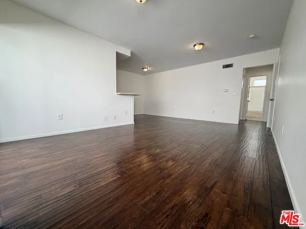 $2,500 | 11727 Mayfield Avenue, Unit 2, Los Angeles, CA 90049