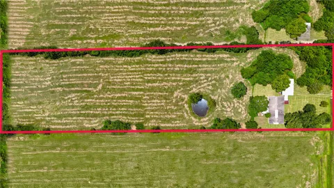 a view of a small yard