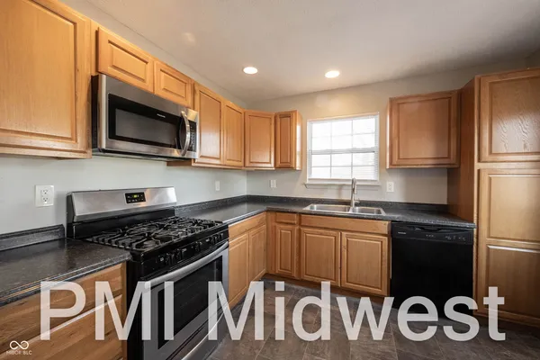 $1,599 | 1365 Mulberry Street, Noblesville, IN 46060