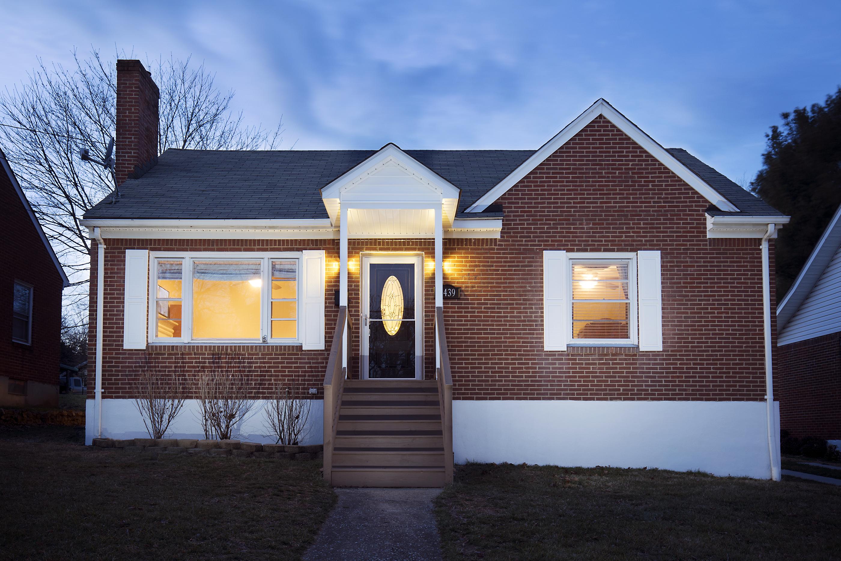 2439 Lofton Road Southwest Roanoke, VA 24015 - Photo 1 of 20 Twilight
